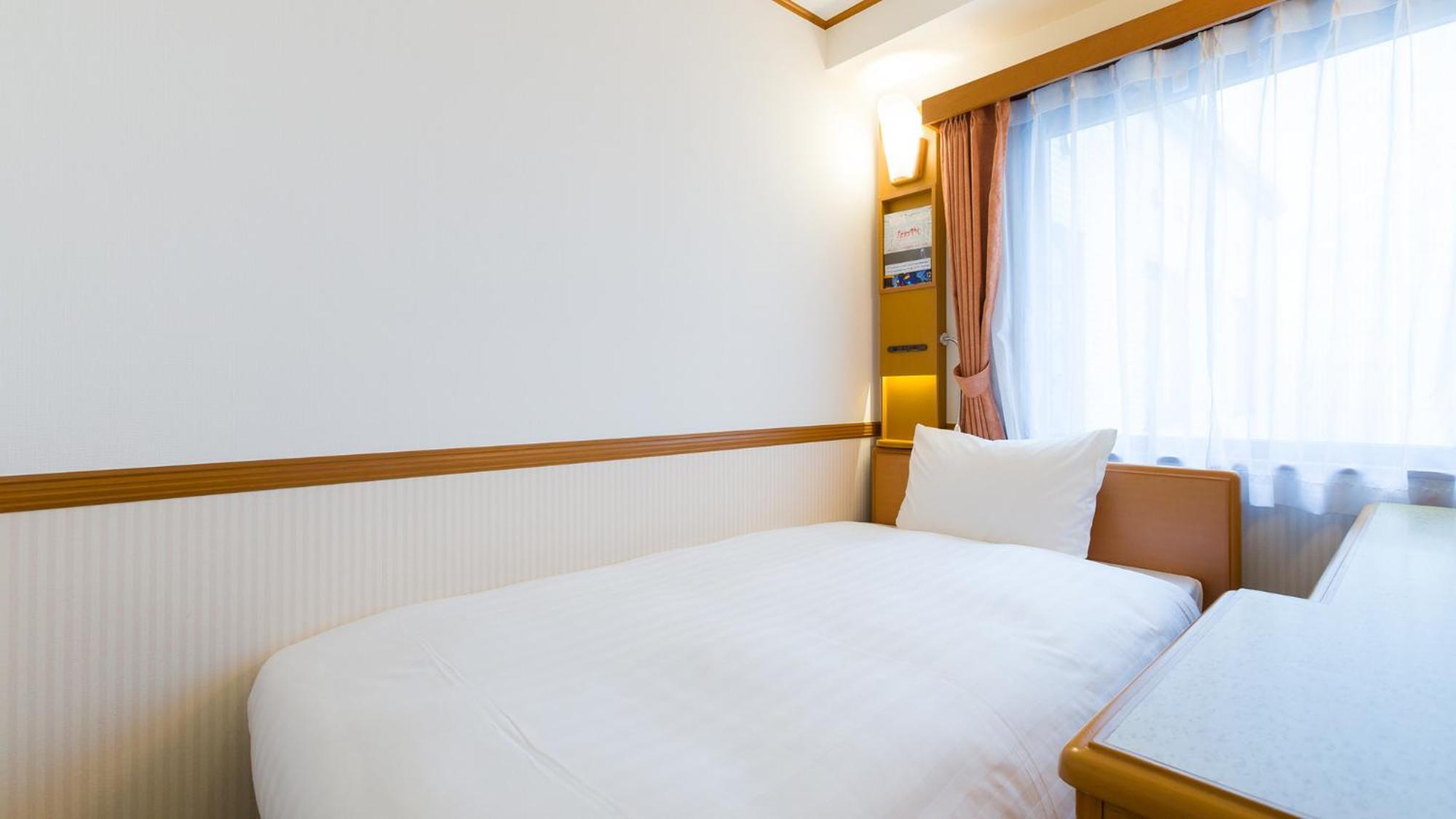 Toyoko Inn Hamamatsu Eki Kita Guchi Room photo