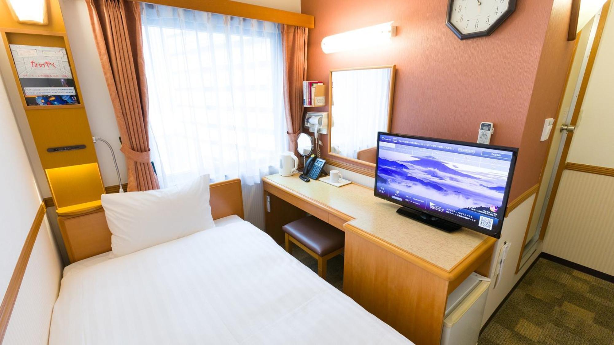 Toyoko Inn Hamamatsu Eki Kita Guchi Room photo